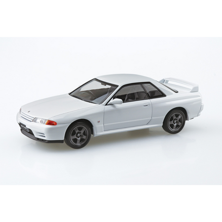 1/32 SNAP NISSAN R32 SKYLINE GT-R CUSTOM WHEEL (CRYSTAL WHITE) Model Car Kit Aoshima   