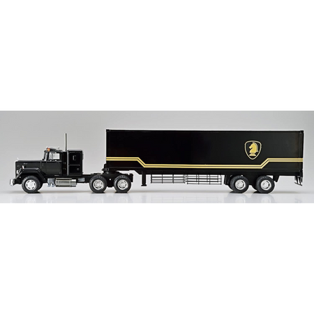 1/28 KNIGHT TRAILER TRUCK Model Car Kit Aoshima   