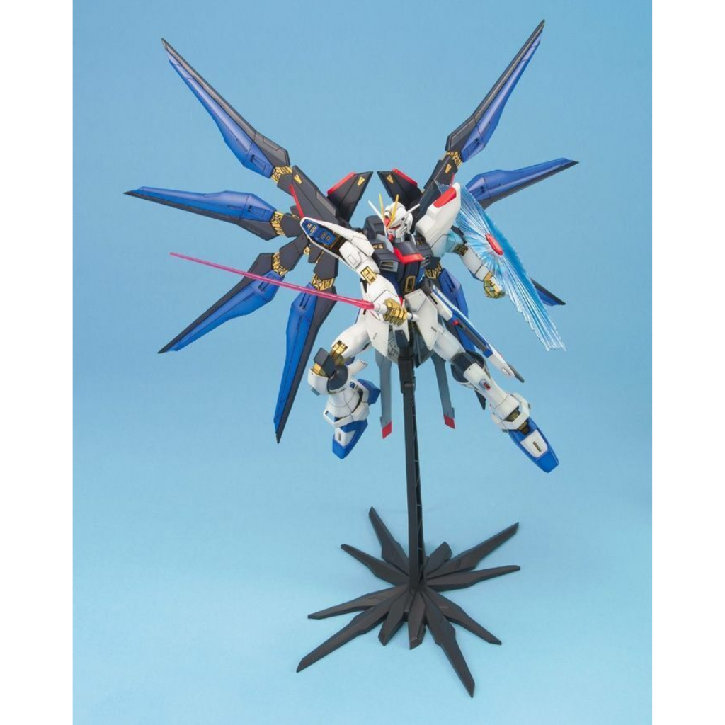 MG 1/100 STRIKE FREEDOM GUNDAM Gundam Model Kit Bandai   